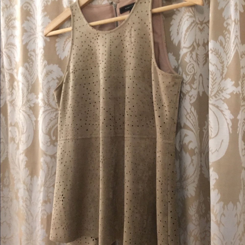 Top - Picture 2 of 5